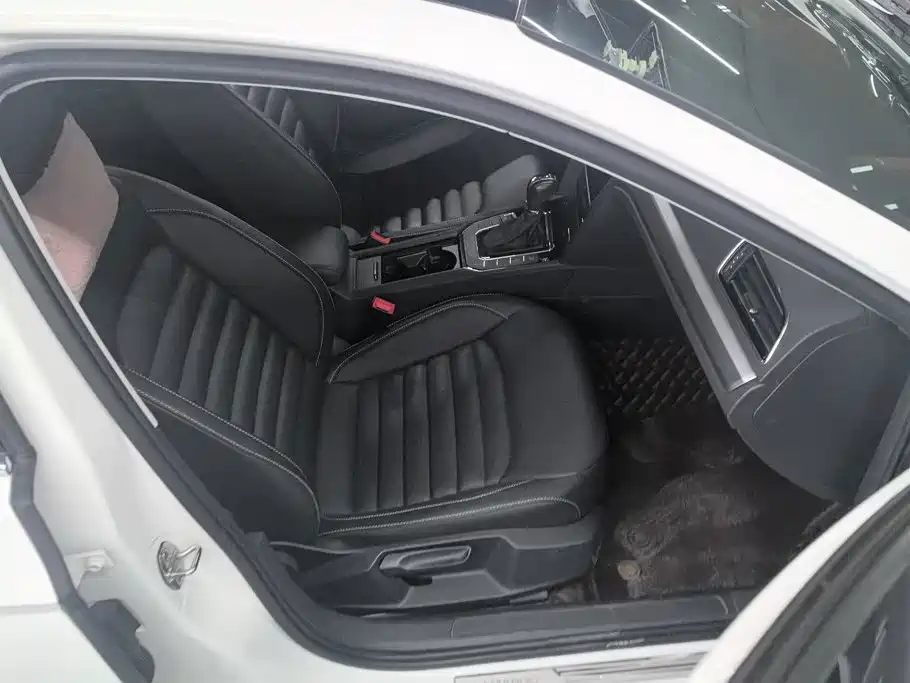 Volkswagen Lamando — миниатюра 8