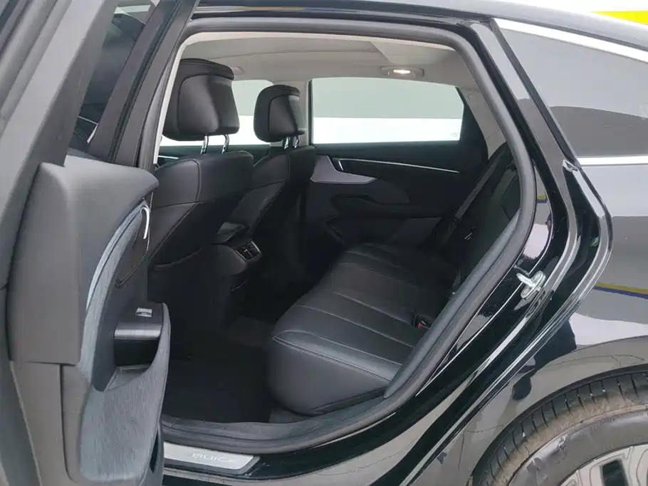 Buick LaCrosse — миниатюра 11