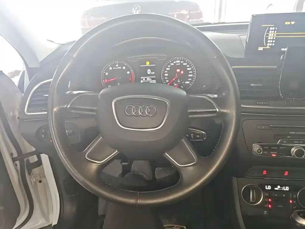 Audi Q3 — миниатюра 11