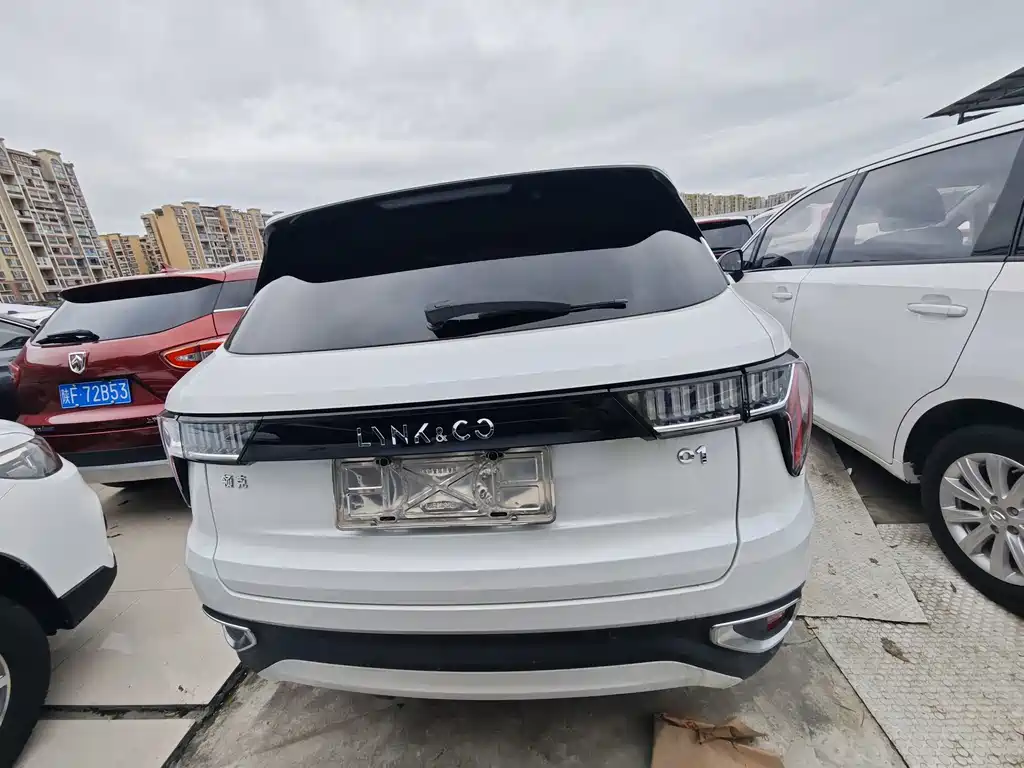 Lynk & Co 01 — миниатюра 15