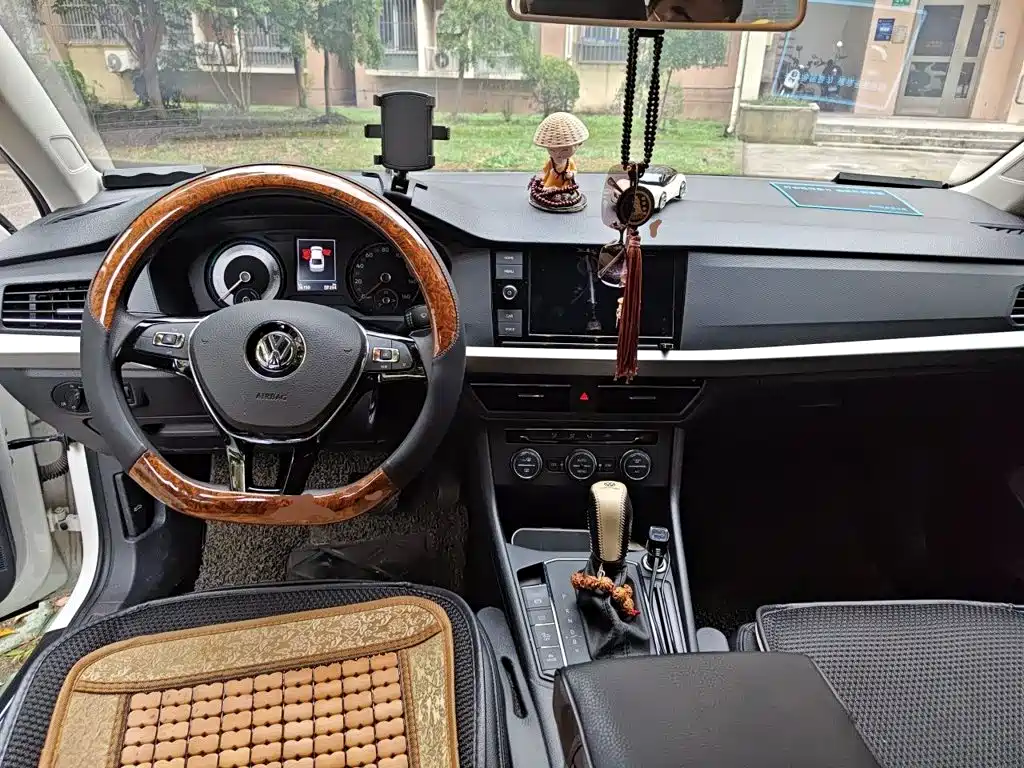 Volkswagen Lavida Pure Electric — миниатюра 6