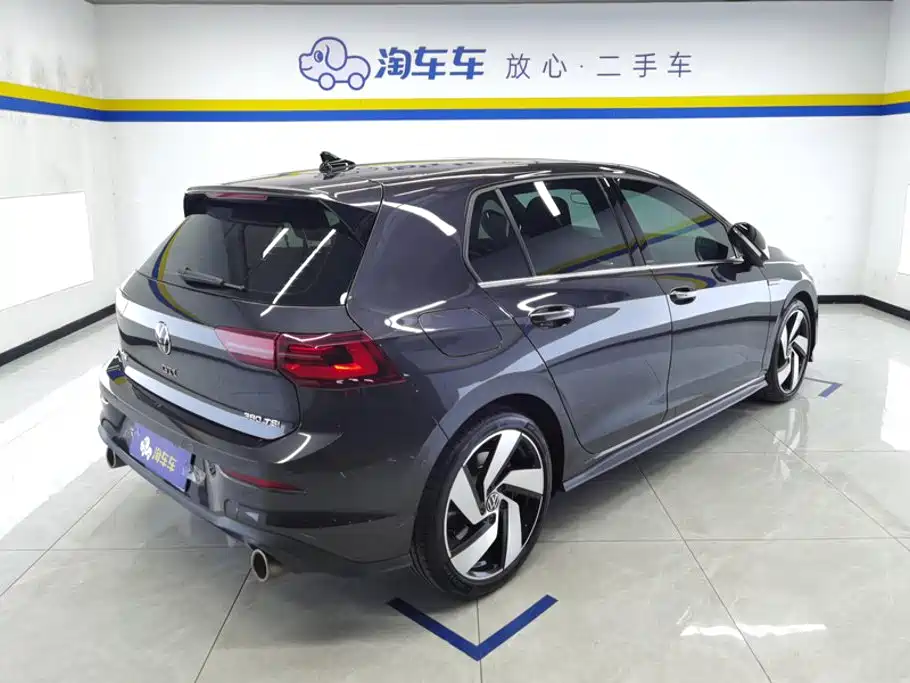 Volkswagen Golf GTI — миниатюра 3