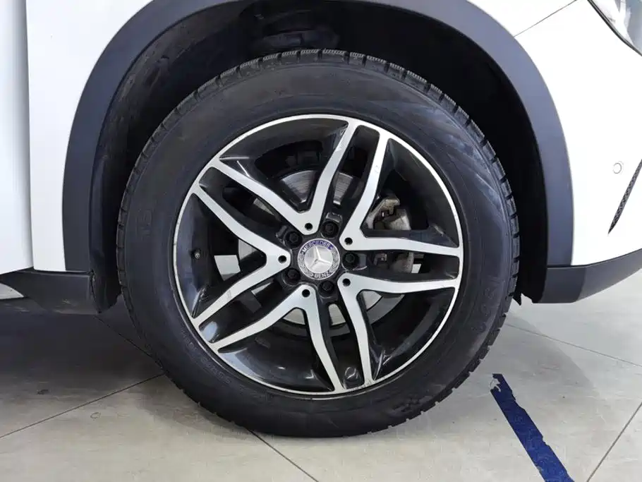 Mercedes-Benz GLA — миниатюра 6