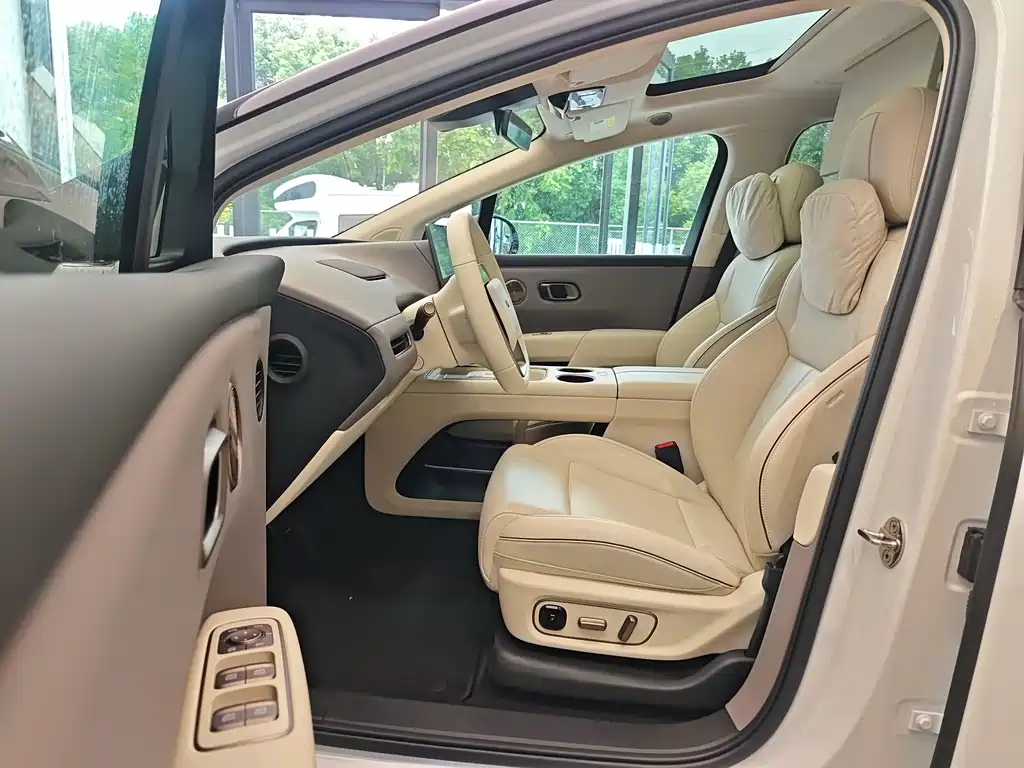 Li Auto Li i8 — миниатюра 9
