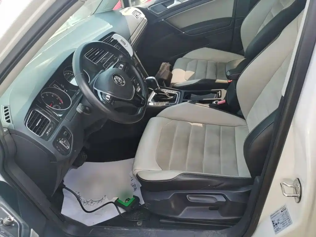 Volkswagen Golf — миниатюра 15