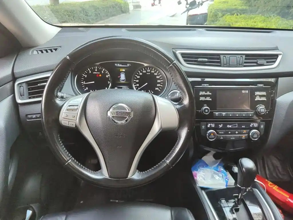 Nissan X-Trail — миниатюра 6
