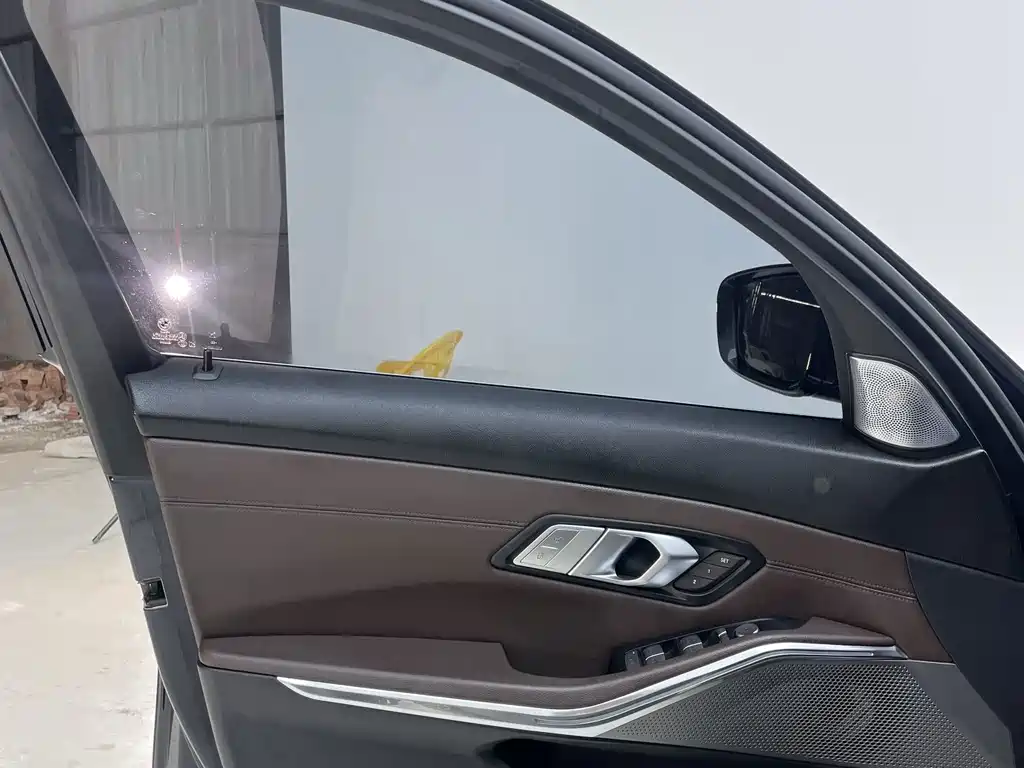 BMW 3 Series — миниатюра 26