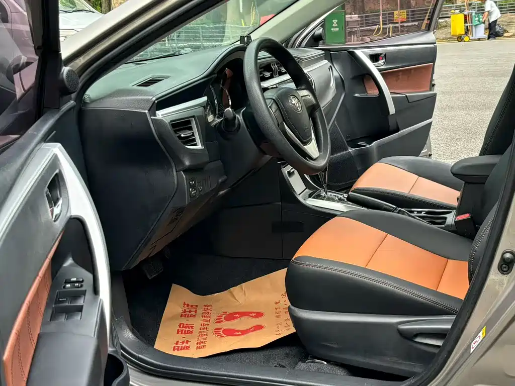 Toyota Corolla — миниатюра 5
