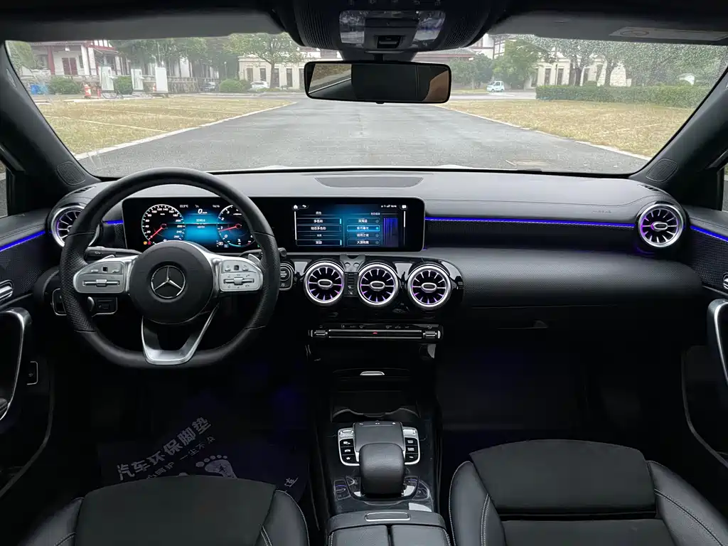 Mercedes-Benz A-Class — миниатюра 6