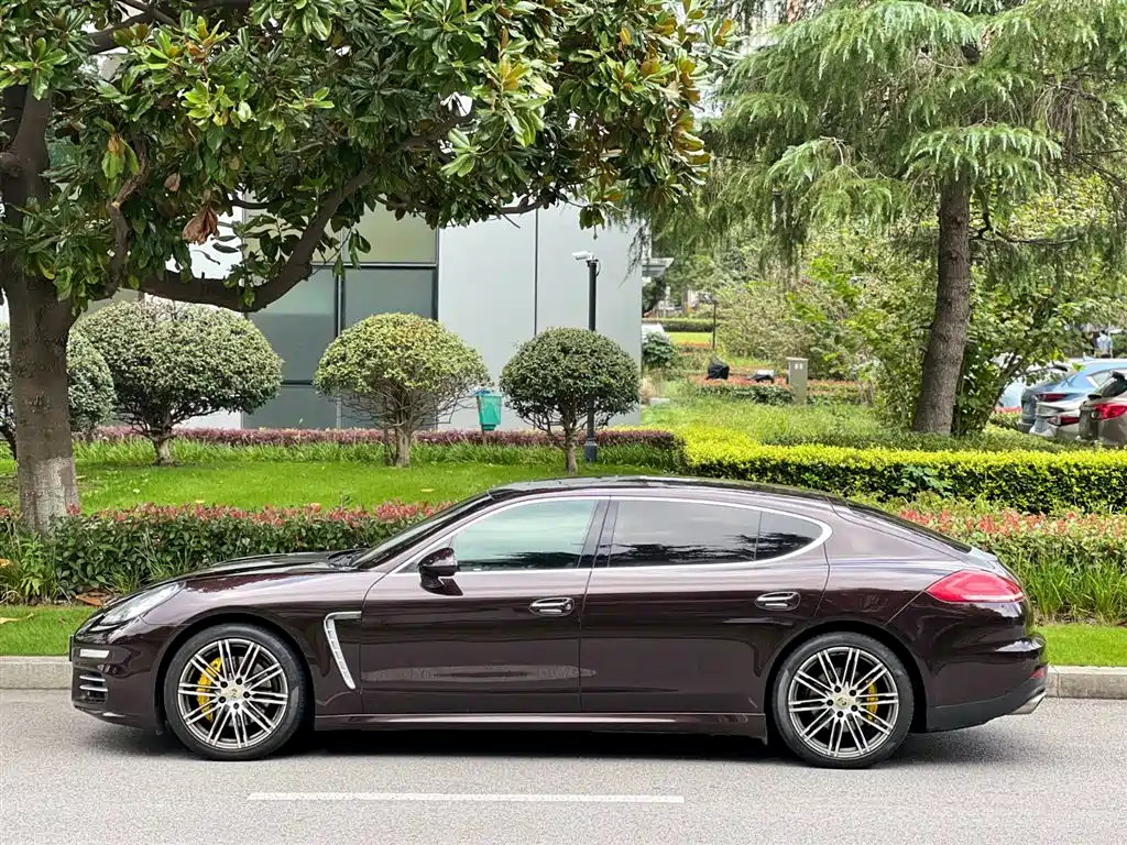 Porsche Panamera 2014 Panamera 4 Executive 3.0T