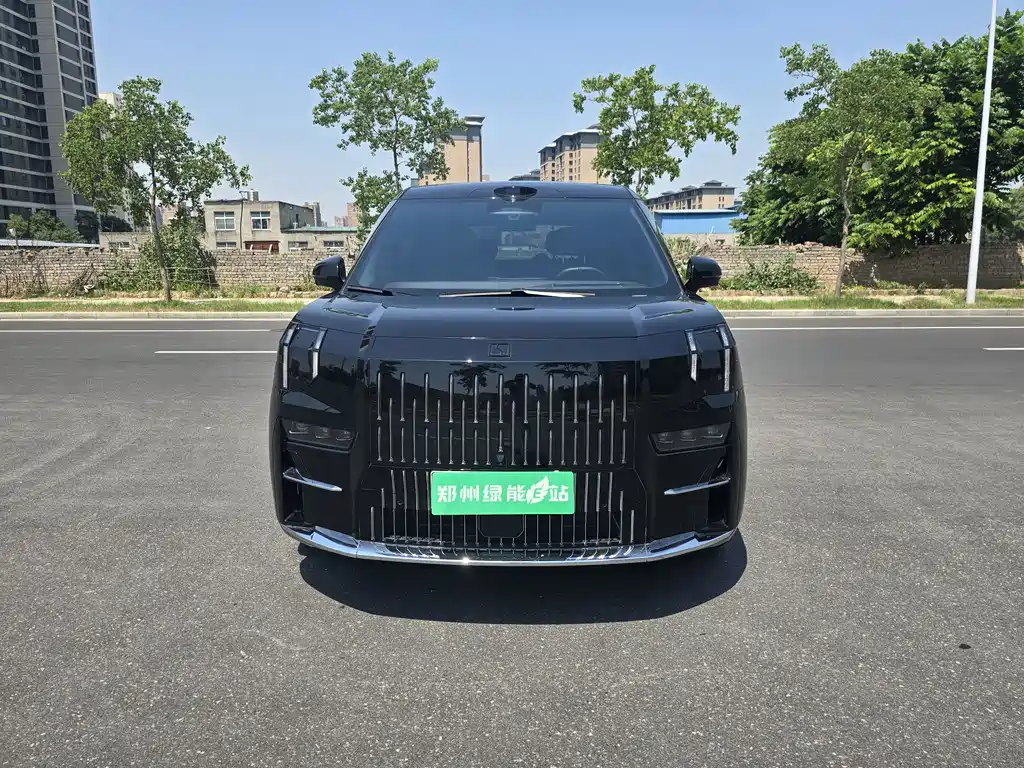 Zeekr 009 2024 мест Executive 108kWh
