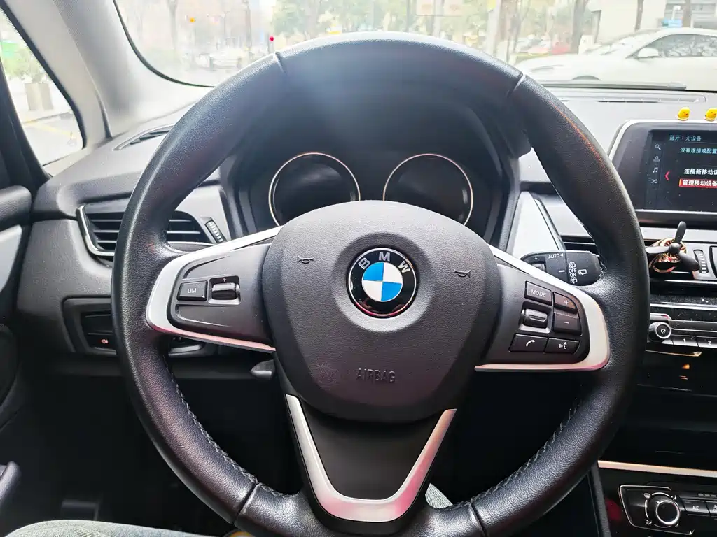 BMW 2 SERIES MULTIFUNCTIONAL STATION WAGON