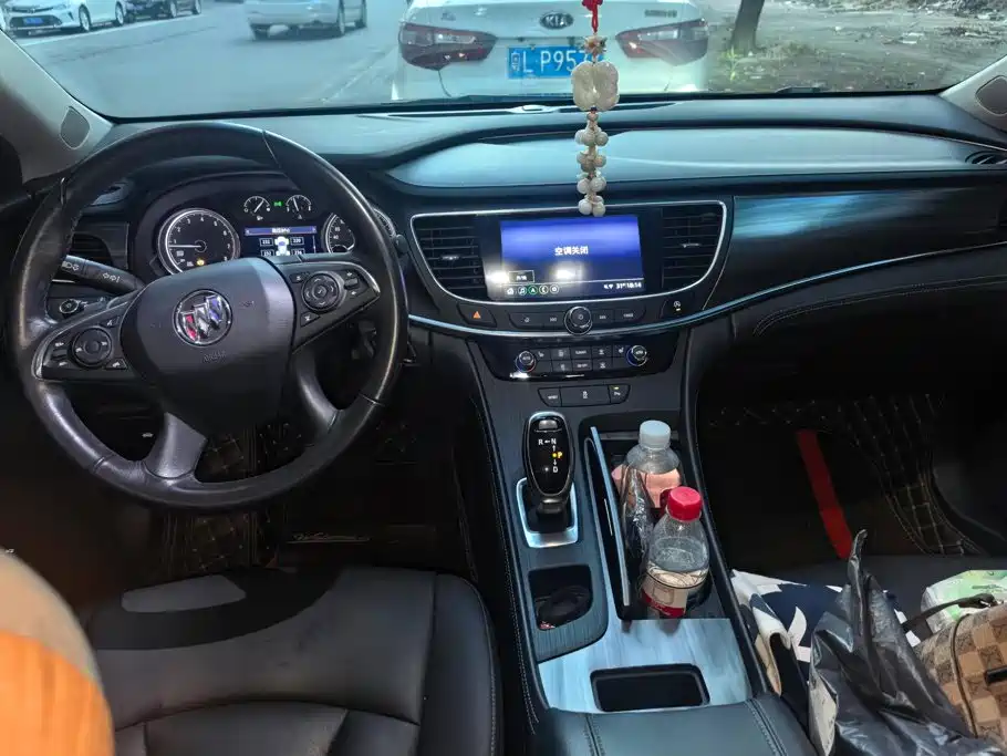 Buick LaCrosse — миниатюра 12
