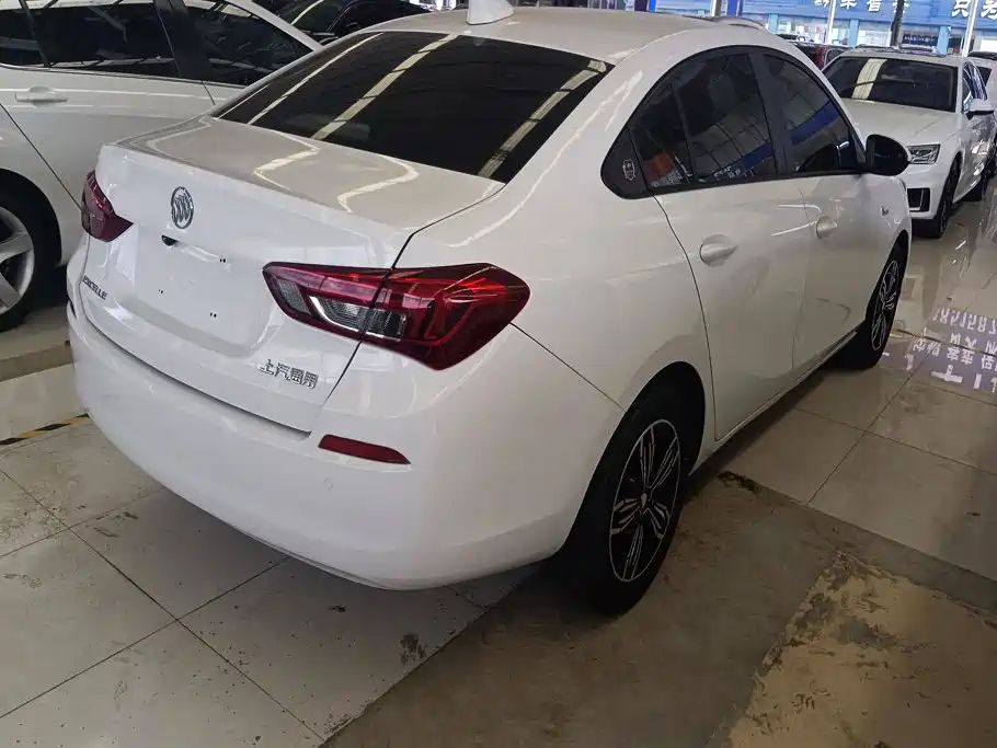 Buick Excelle — миниатюра 3