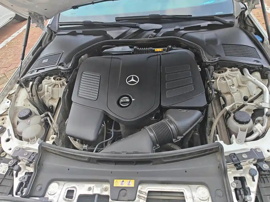 Mercedes-Benz C-Class — миниатюра 10