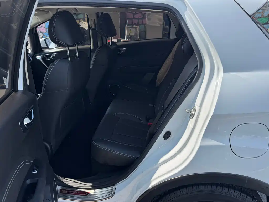 Geely Vision X3 - фото 6