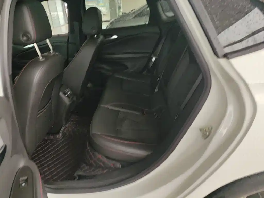 Buick Verano — миниатюра 17