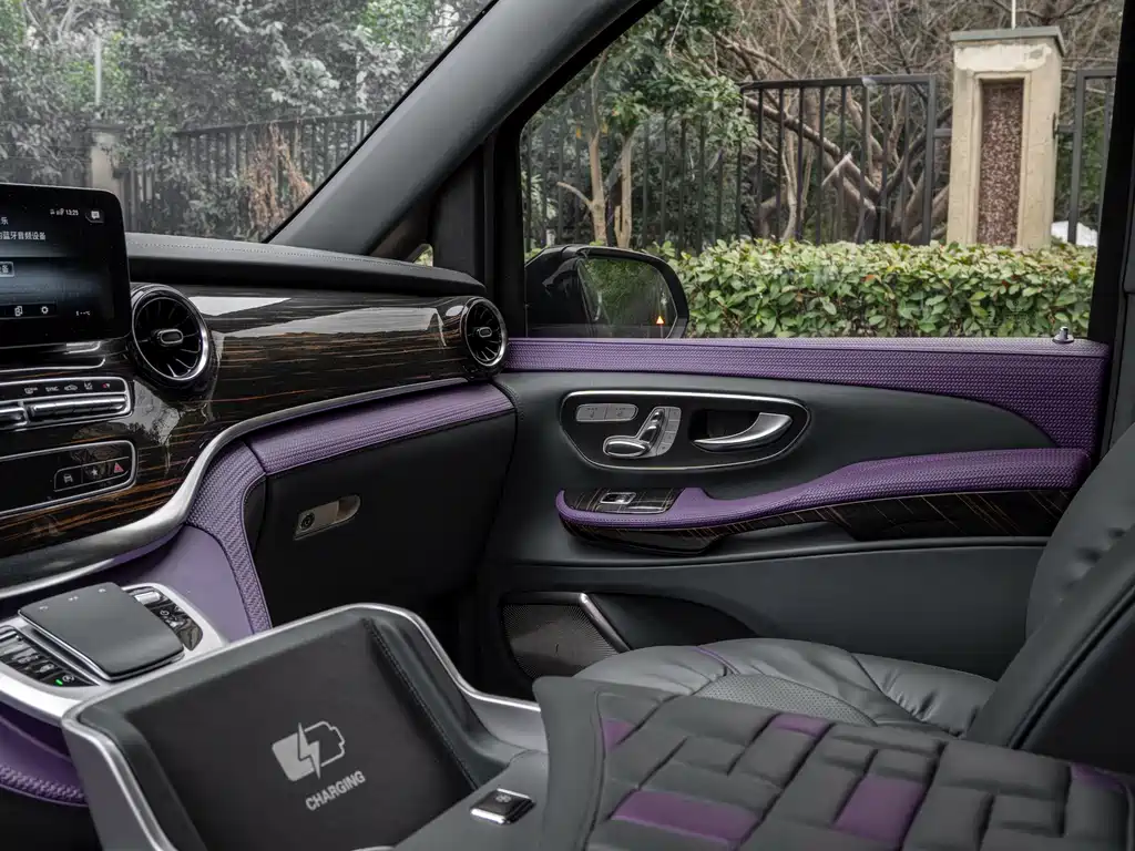 MERCEDES-BENZ V CLASS