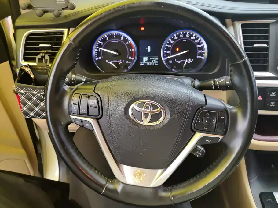 Toyota Highlander — миниатюра 15