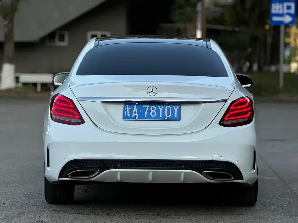 Mercedes-Benz C-Class — миниатюра 5