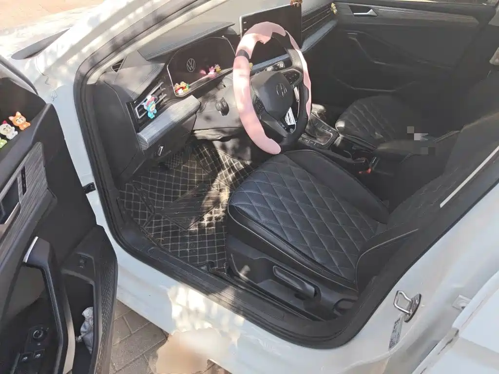 Volkswagen Sagitar — миниатюра 12