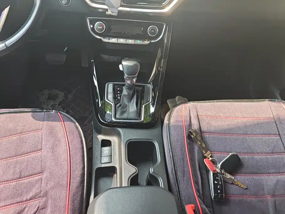 Kia Sportage — миниатюра 16