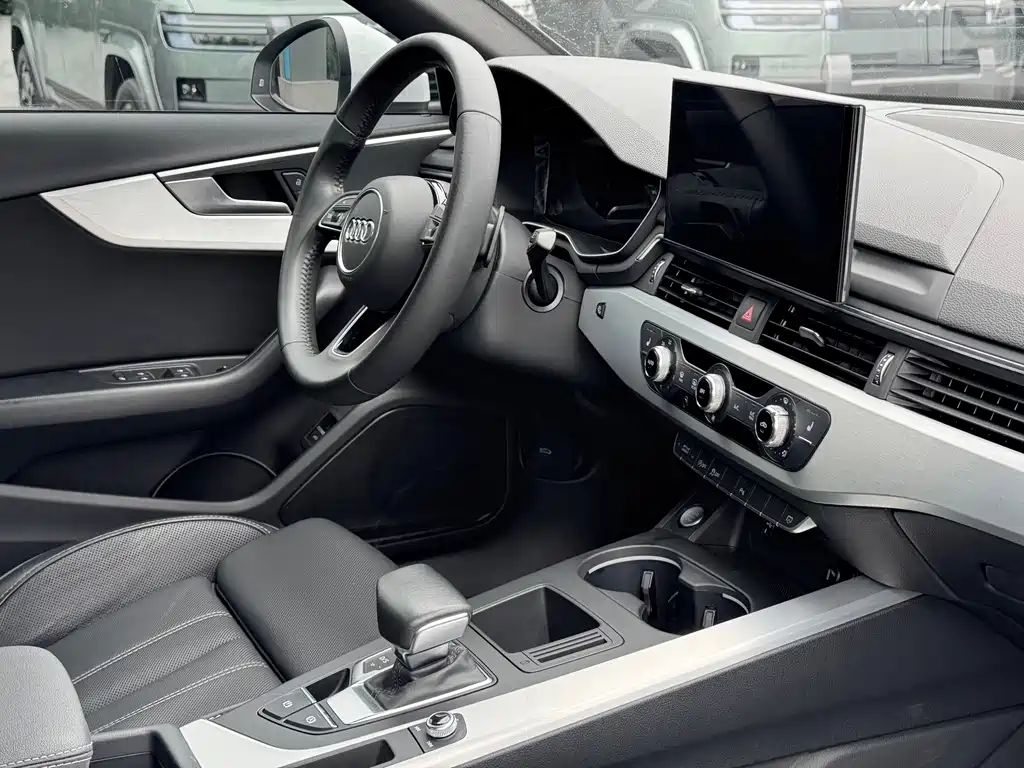 Audi A4L — миниатюра 18