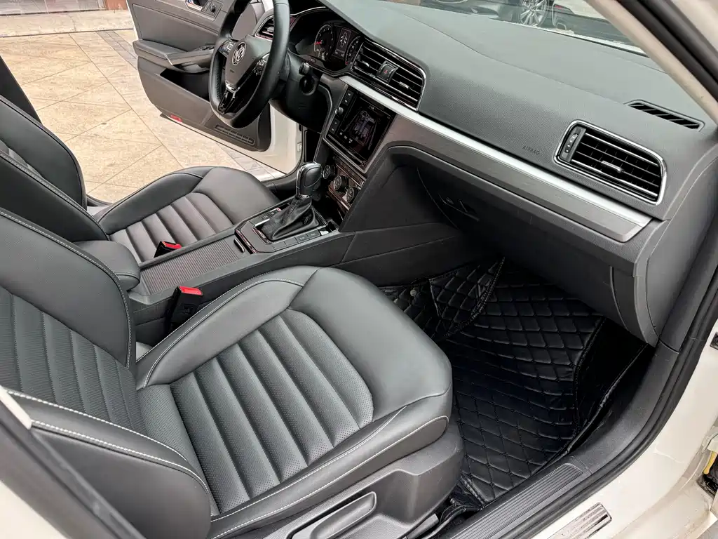 Volkswagen Lamando — миниатюра 9
