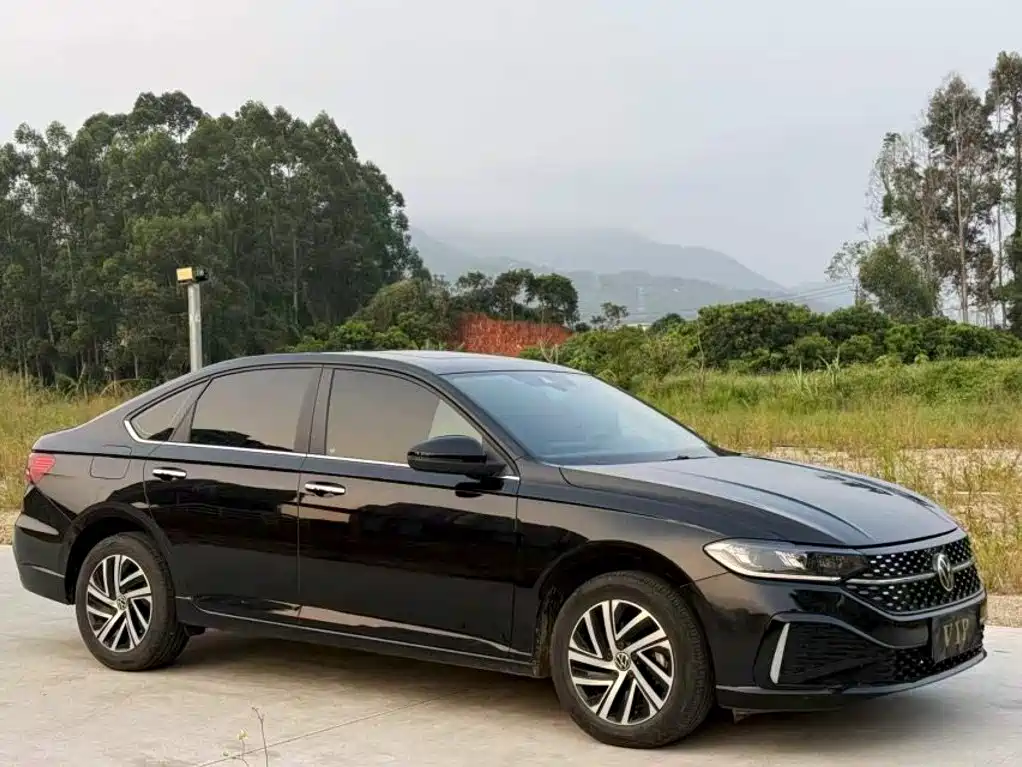 Volkswagen Lavida — миниатюра 3
