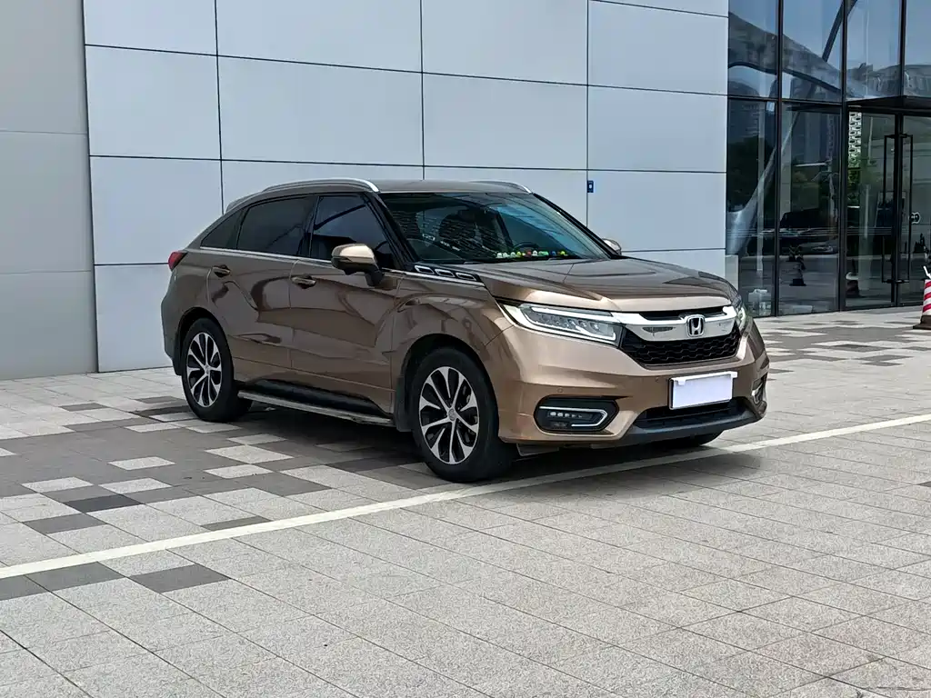 Honda Avancier 2017 240TURBO Premium