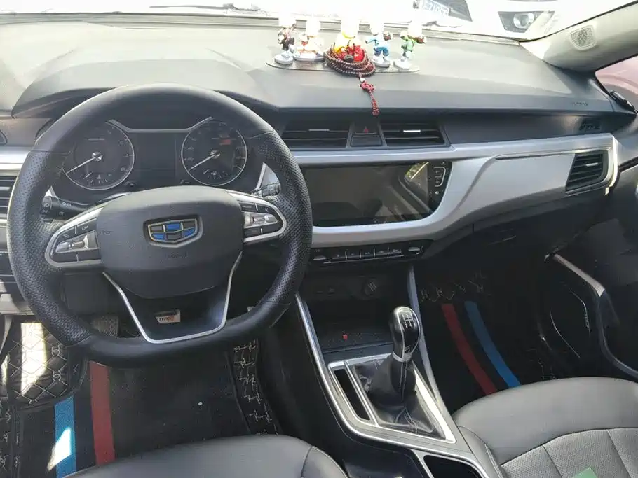 Geely Vision X3 — миниатюра 12
