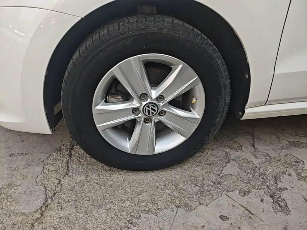 Volkswagen Polo — миниатюра 23