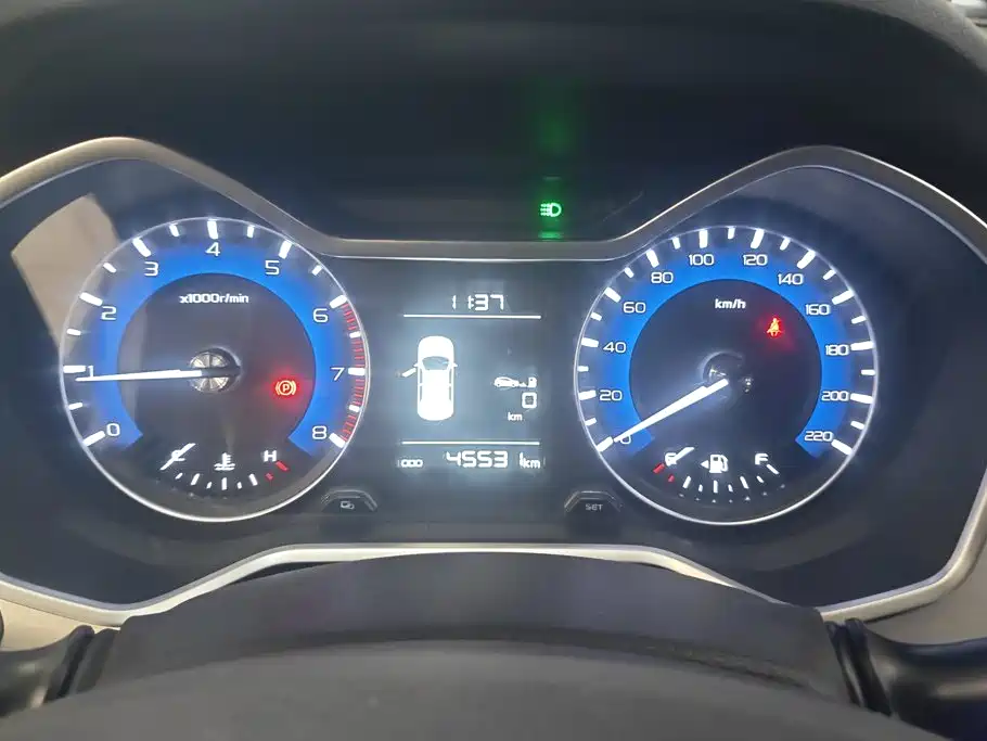 Geely Vision X3 — миниатюра 14