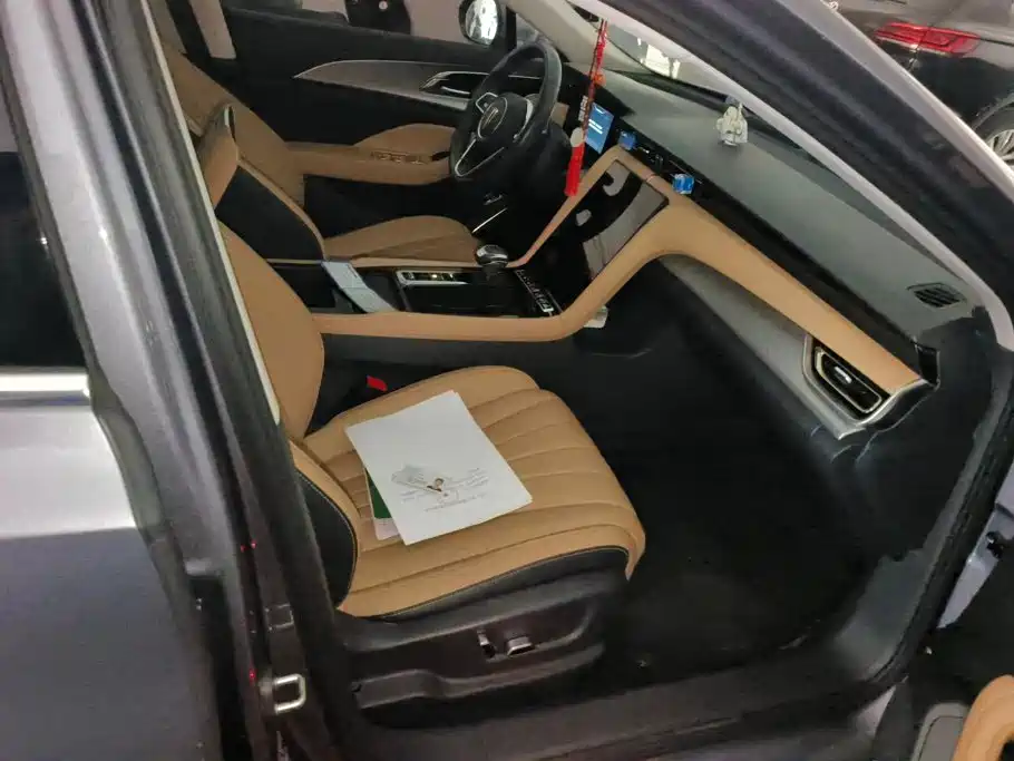 Hongqi Hongqi H5 — миниатюра 8