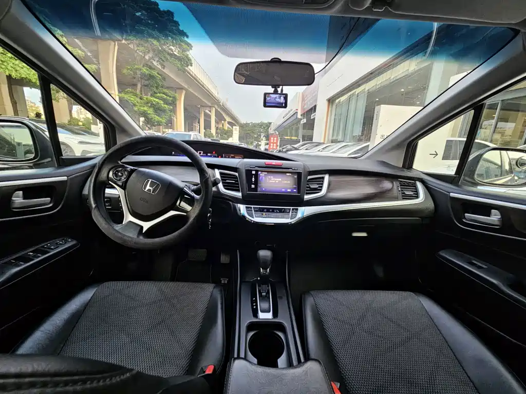 Honda Jade — миниатюра 12