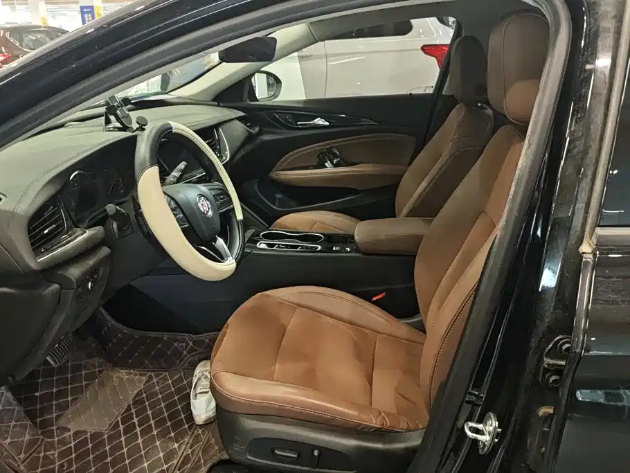 Buick Regal — миниатюра 9