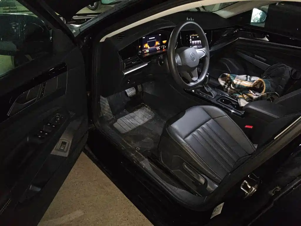 Volkswagen Passat — миниатюра 14