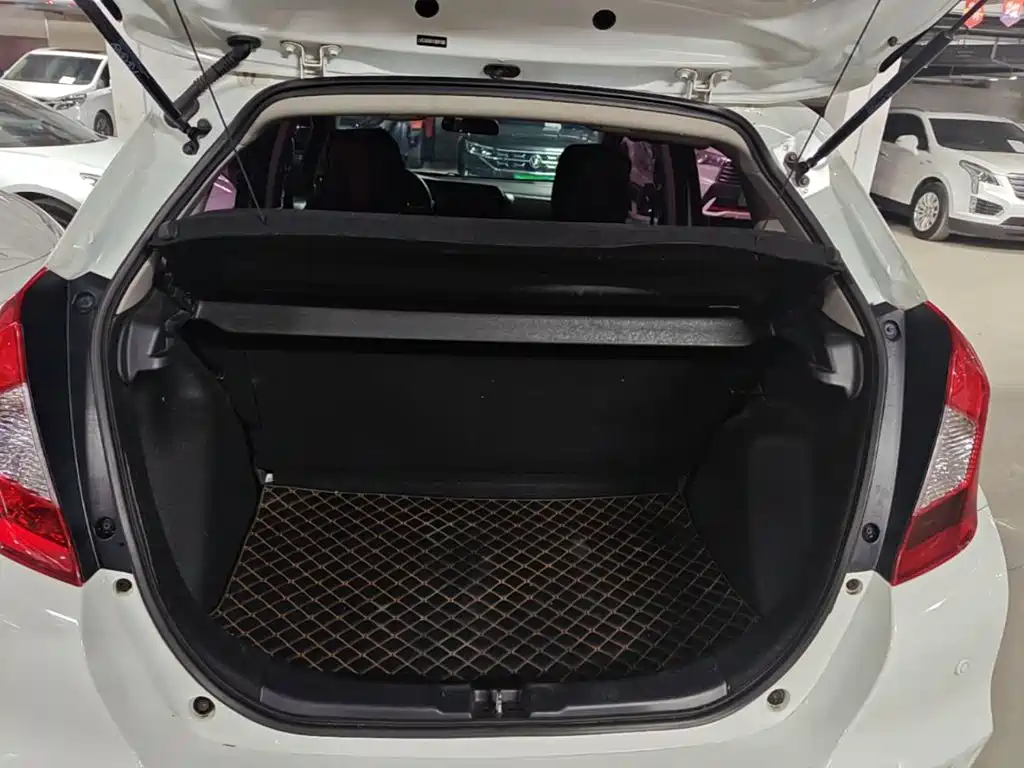 Honda Fit — миниатюра 22