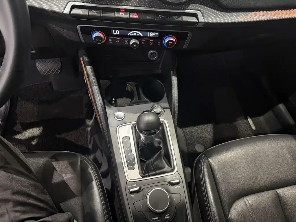 Audi Q2L — миниатюра 15