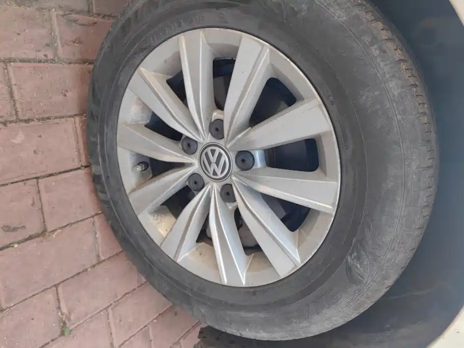 Volkswagen Lavida — миниатюра 6