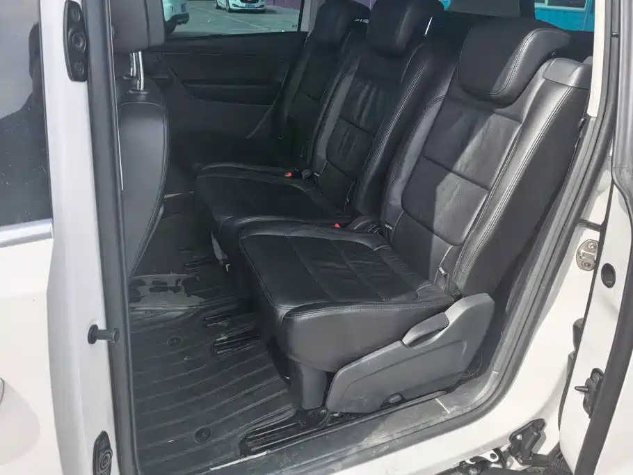 Volkswagen Sharan — миниатюра 11