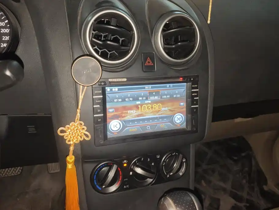 Nissan Qashqai — миниатюра 13