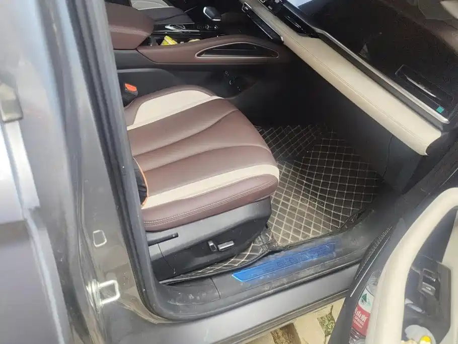Geely Xingyue L — миниатюра 8