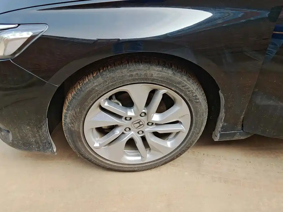 Honda Accord — миниатюра 6