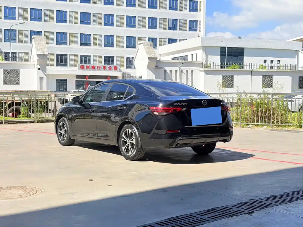 Nissan Sylphy — миниатюра 5