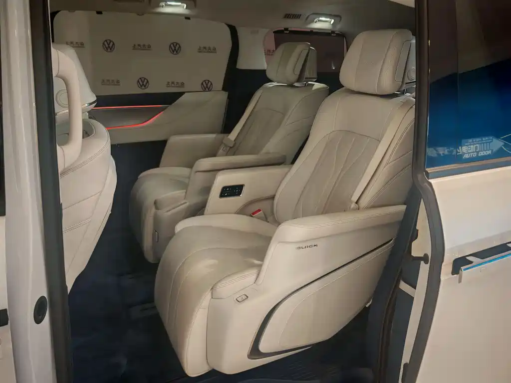 BUICK GL8 NEW ENERGY