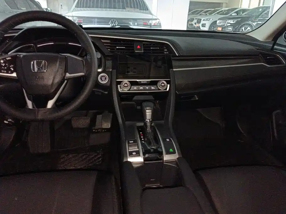 Honda Civic — миниатюра 13