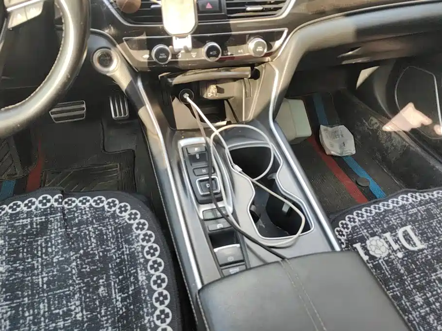 Honda Accord — миниатюра 16