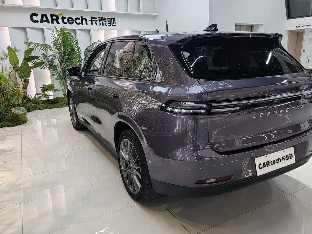 Leapmotor Leapmotor C10 — миниатюра 12