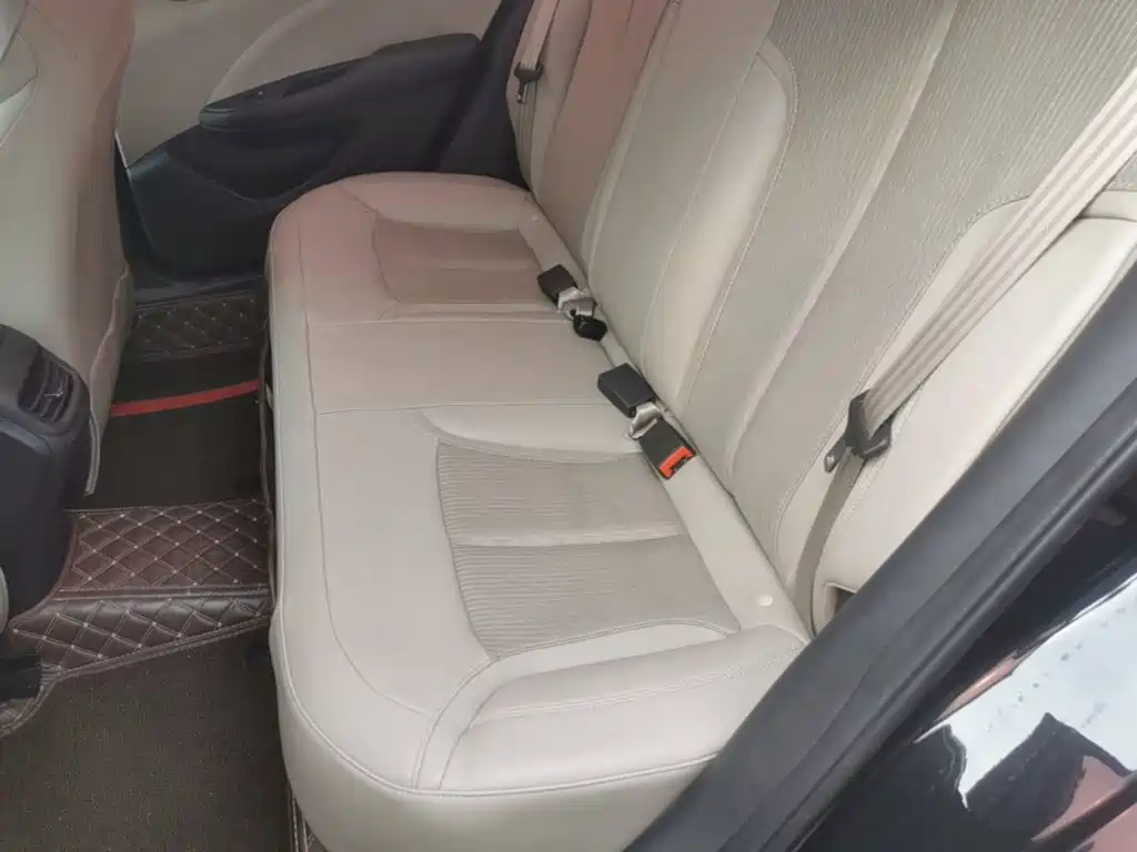Buick Excelle — миниатюра 17